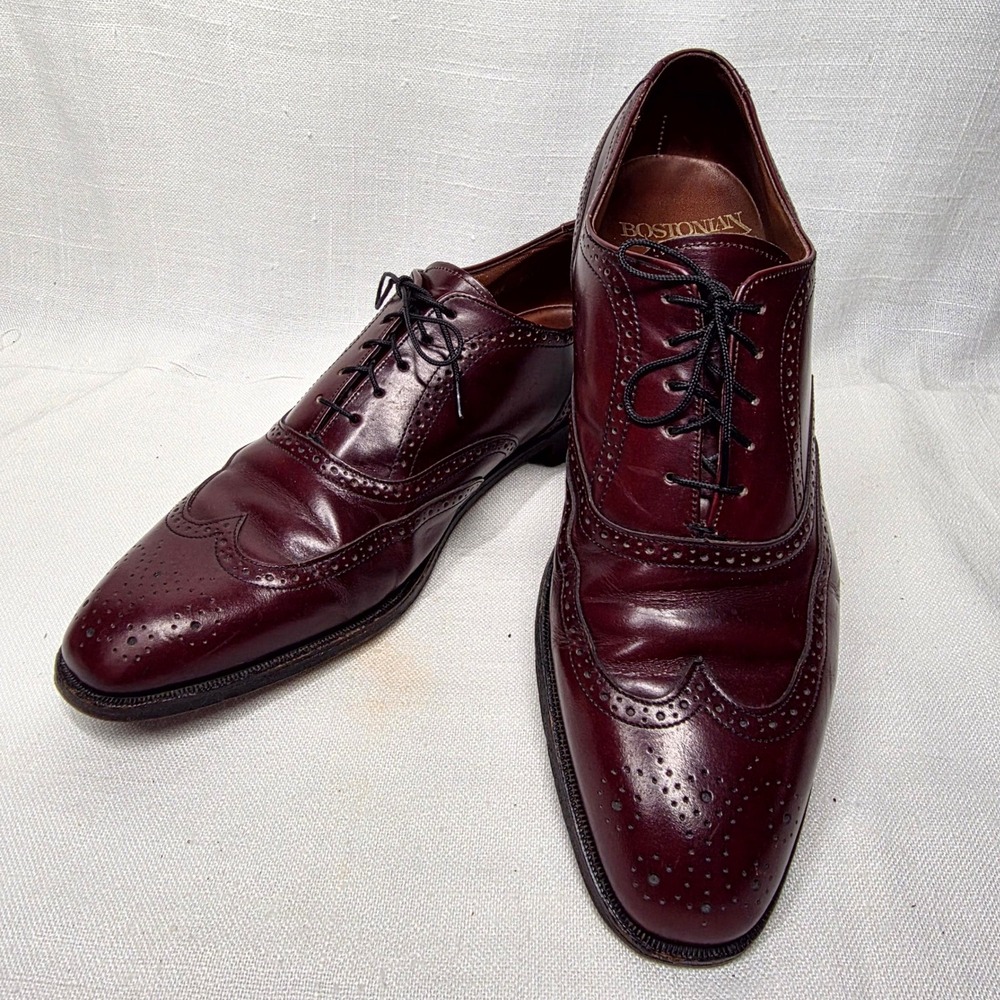 Bostonian Men's Merlot Leather Wingtip Lace-Up Oxfords